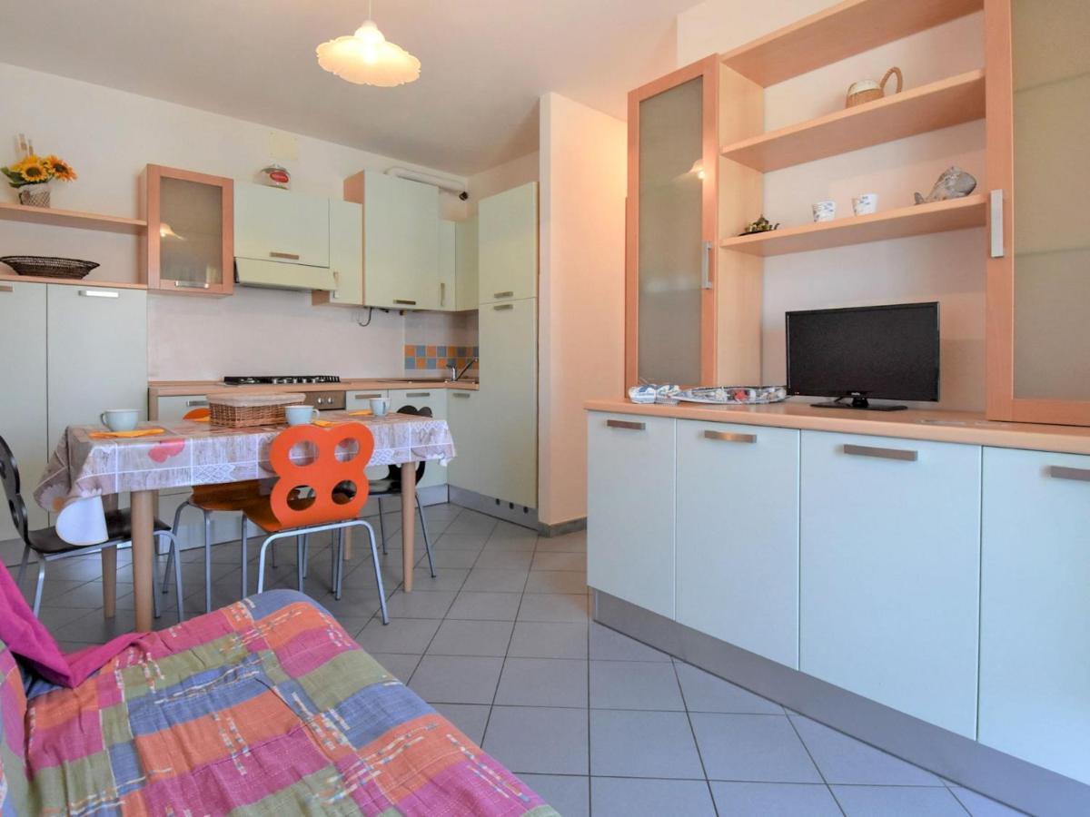 Apartment Solmare-31 By Interhome Розапинета Экстерьер фото